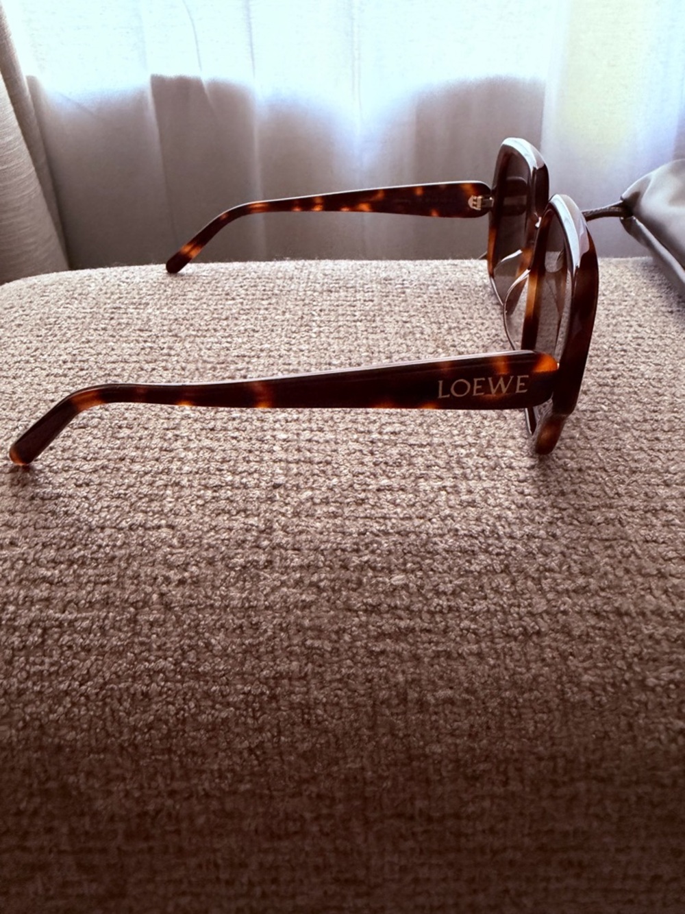 Loewe Tortoiseshell Oversized Square Sunglasses with Olive Pouch - Picture 7 of 8